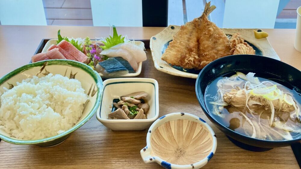 とと丸定食の写真